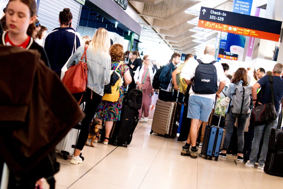 Mehr als 600.000 Fluggäste werden zwischen dem 11. bis 13. Oktober am Flughafen Köln/Bonn erwartet.