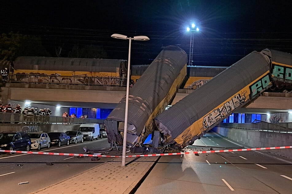 Mitten in der Nacht wurden die Rettungskräfte alarmiert.