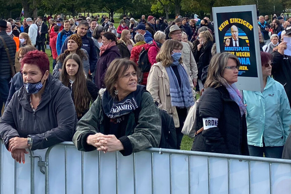 Zahlreiche Teilnehmer trafen sich am Sonntag bei einer weiteren Demo gegen die Corona-Maßnahmen.