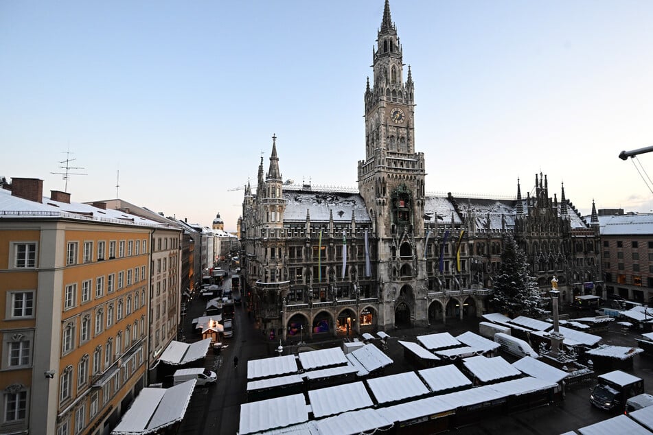 Kurz vor Beginn des Weihnachtsmarktes könnte es in München bereits schneien. (Archivfoto)