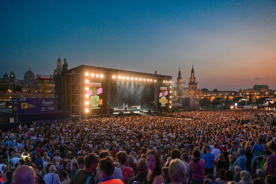 Jeweils 12.000 Fans feierten am Freitag und am Samstag mit Silbermond.