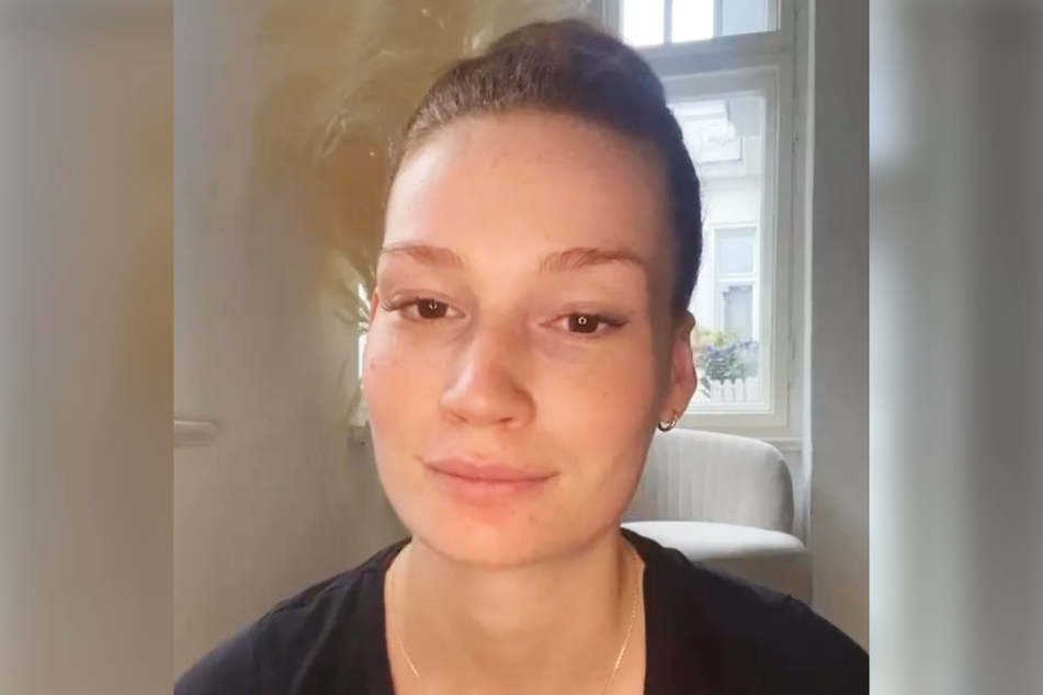 Ex-"Germany's Next Topmodel"-Kandidatin Jana Heinisch (28) hat sich nach tagelanger Funkstille bei ihren Instagram-Fans gemeldet.