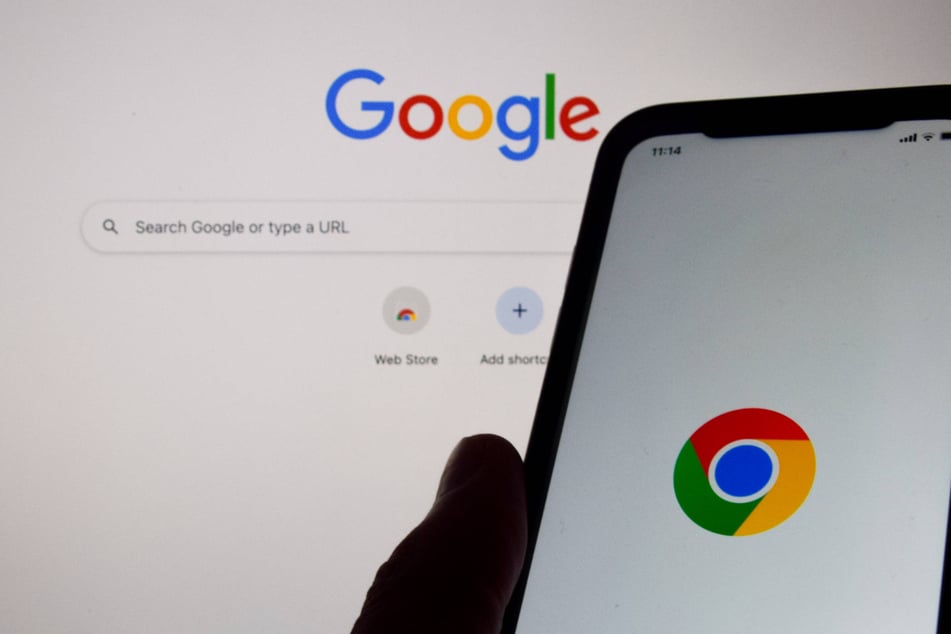 The US government late Wednesday asked a judge to order the dismantling of Google by selling its widely used Chrome browser in a major antitrust crackdown on the internet giant.