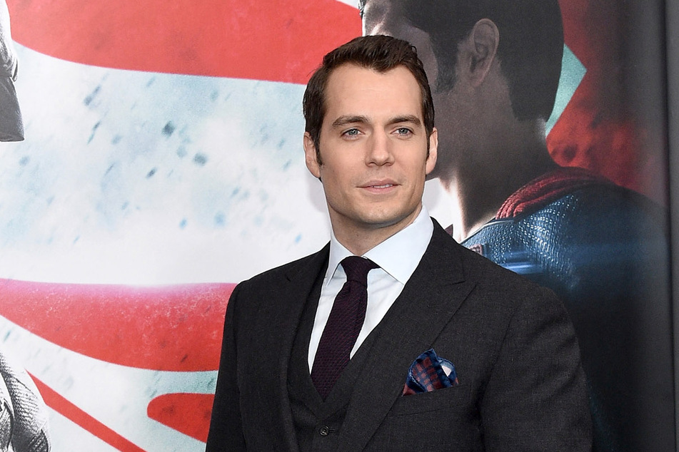 Henry Cavill is officially back as Superman!