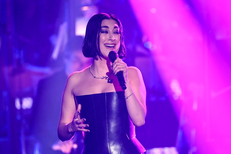 Sängerin Elif während eines Auftritts im Dezember 2019: Die 29-Jährige konnte in der finalen Folge von "Sing meinen Song" nicht dabei sein.