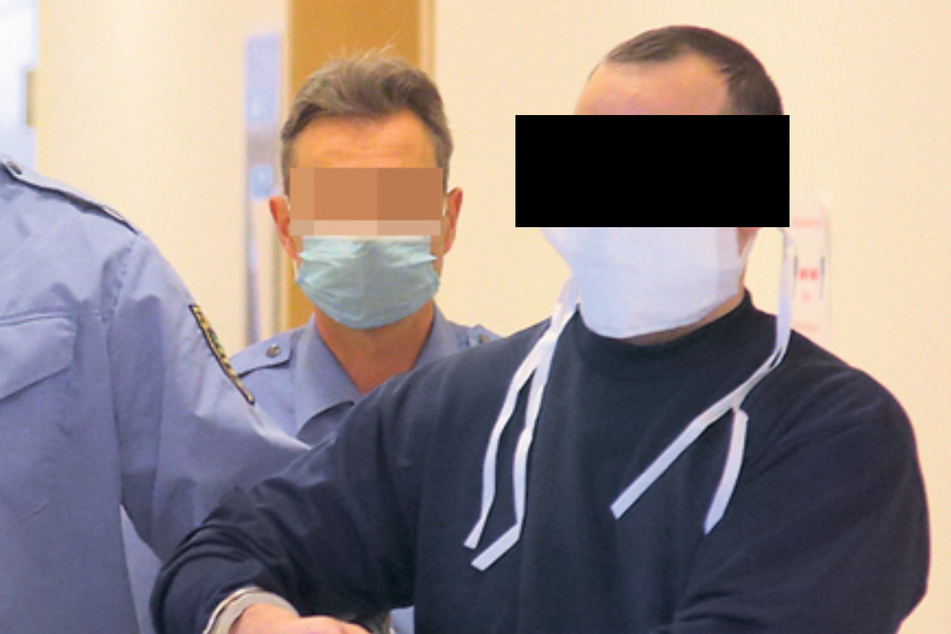 Werner G. (37) musste vor den Amtsrichter in Dresden. Sein Kumpel Pawel P. (42) starb auf der Flucht vor der Polizei.