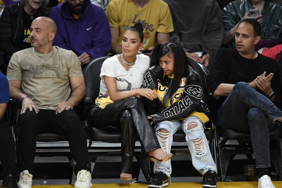 Kim Kardashian (second from l.) and daughter North West (third from l.) supported Tristan Thompson during Game 6 of the Lakers-Warriors NBA playoff game.