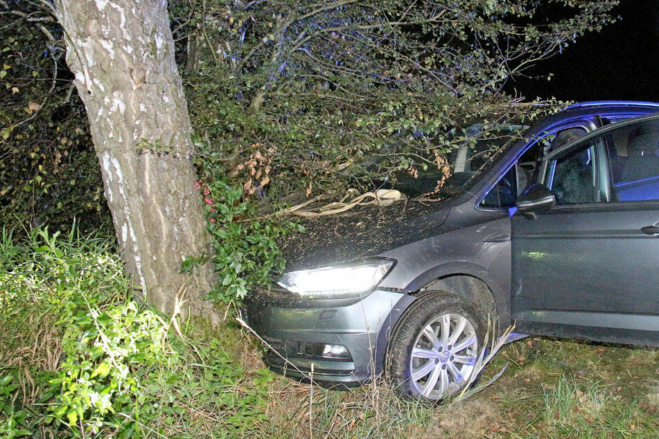 Mann fährt zwei Kilometer bewusstlos Auto und stirbt: Unfall war aber nicht die Todesursache