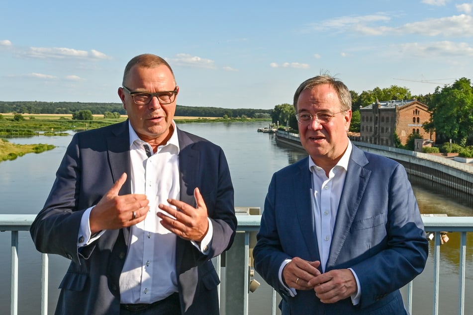 Brandenburg-Politiker Michael Stübgen (61, CDU, l.) und Kanzlerkandidat Armin Laschet (60, CDU, r.) wollen das Ruder zugunsten der CDU umreißen.