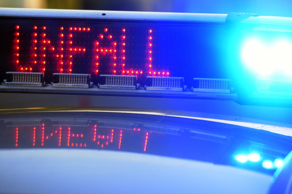 Die Münchner Polizei wollte den Autofahrer in der Stadt anhalten, der 36-Jährige versuchte jedoch, vor den Beamten zu fliehen. (Symbolbild)
