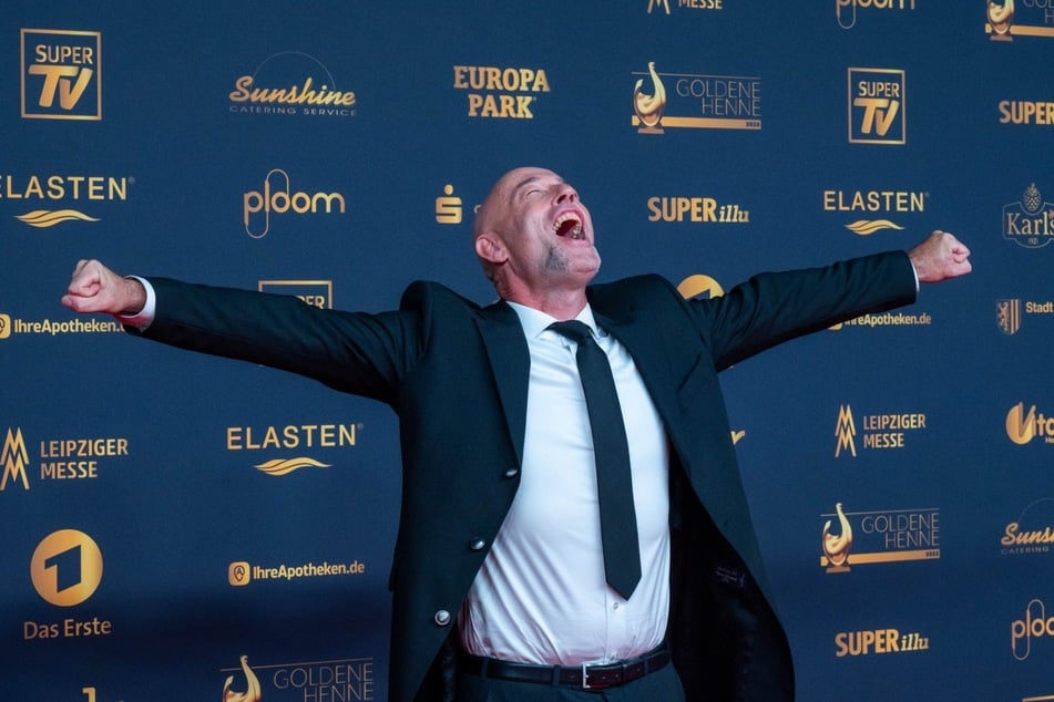 Er ist endlich wieder auf der Bühne: Der Graf (55) feierte mit "Unheilig" sein Comeback.