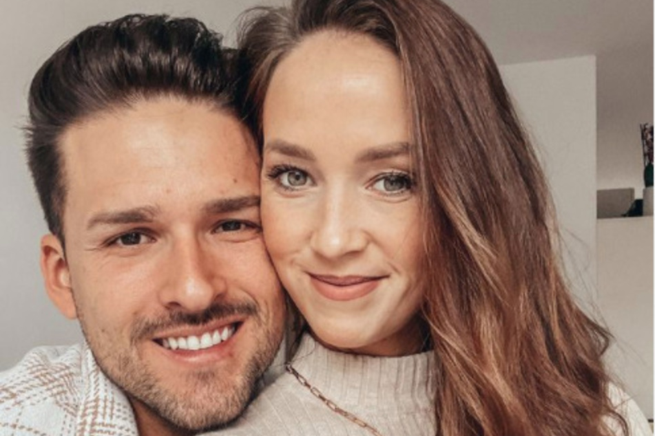 Ihren Freund Marco Cerullo (32) lernte die Pharmareferentin 2019 bei ihrer Teilnahme an der RTL-Kuppelshow "Bachelor in Paradise" kennen und lieben.