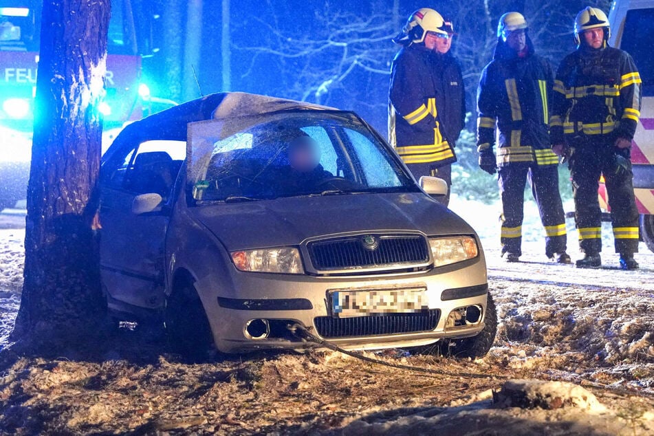 Auch einem Skoda wurde das Winter-Wetter offenbar zum Verhängnis.