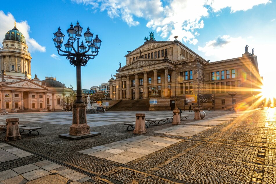 Der Gendarmenmarkt ist einer der schönsten Plätze in Berlin-Mitte.