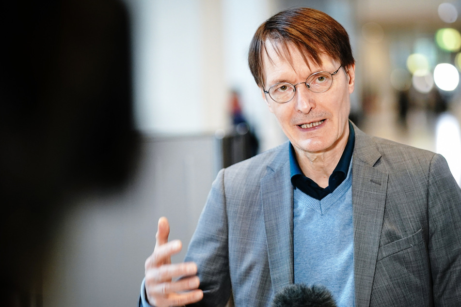 Inzidenz von 50 zu leichtsinnig: Karl Lauterbach will mit Lockdown noch weiter runter!
