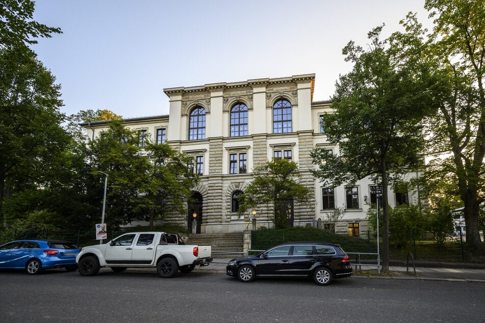 Die Grundschule Schlossschule steht an einer gefährlichen Kreuzung.