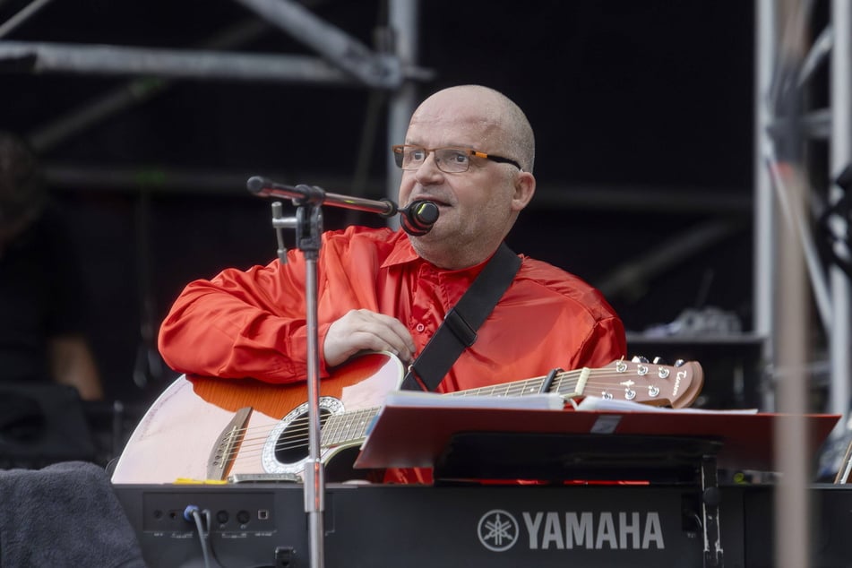 Seinen 60. Geburtstag feierte Thomas Stelzer mit einem Konzert in der Freilichtbühne Junge Garde.