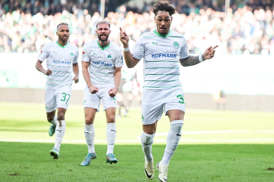 Armindo Sieb (21, r.) überzeugt bei der SpVgg Greuther Fürth.