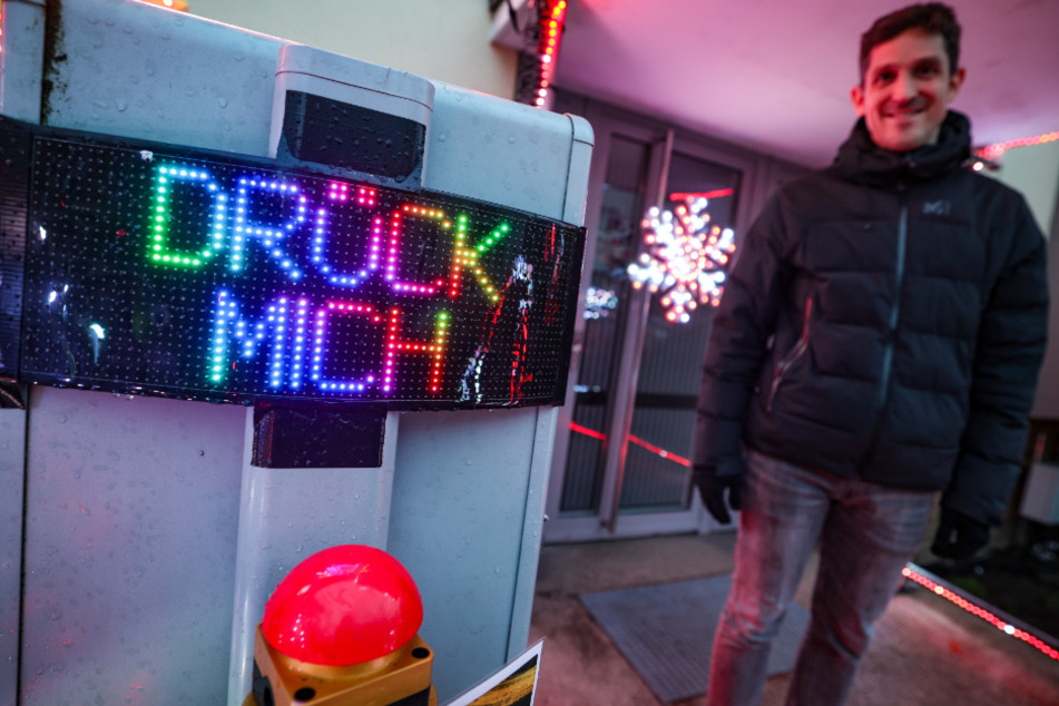 Simon Biela verwandelt sein Wohnhaus schon zum vierten Mal in Folge in eine Weihnachts-Show.