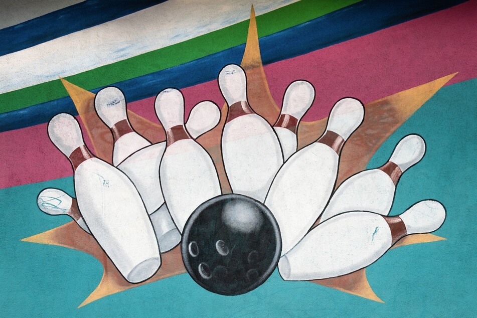 Bowling und einige Specials finden sich auch im Angebot vom Freizeitzentrum Adelsberg. (Symbolbild)