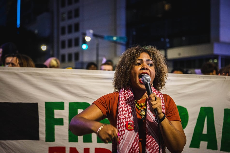 Party for Socialism and Liberation presidential candidate Claudia De La Cruz rallies for Palestinian freedom during Democratic National Convention protests in Chicago, Illinois.