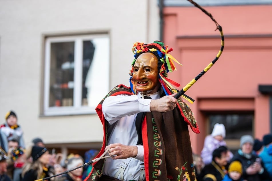 Geschnellt werden darf traditionell nur zwischen dem 6. Januar und Aschermittwoch.