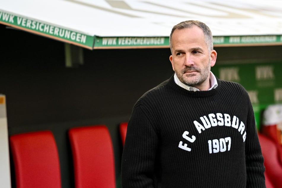 Manuel Baum (46) bleibt mindestens bis zum Saisonende Cheftrainer in Augsburg.