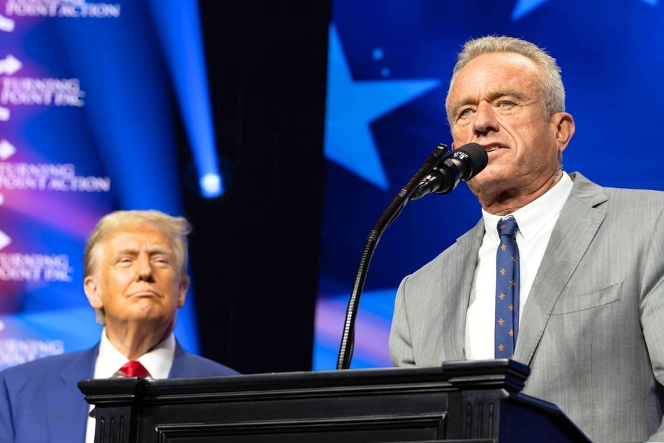 Robert F. Kennedy Jr. begs supporters not to vote for him as ballot removal effort fails