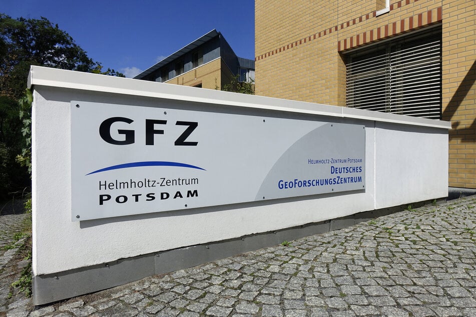 An ELISE sind neben dem GFZ Helmholtz-Zentrum Potsdam auch die Universitäten Potsdam, Leipzig, Freiberg, Jena, München, Erlangen und Münster sowie der Geologische Dienst Sachsen und die Akademie der Wissenschaften in Prag beteiligt.