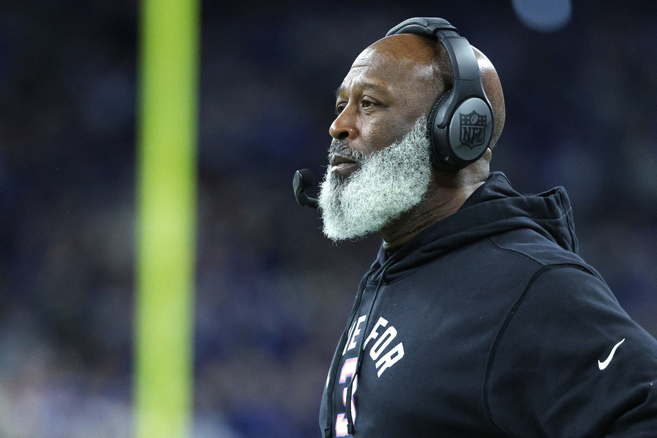 Lovie Smith (64) is out after just one season as head coach of the Houstan Texans.