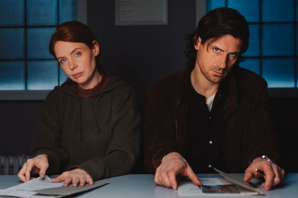 Toni und Holger "Schmitti" Schmitt bilden bei GZSZ wieder ein Ermittler-Duo.