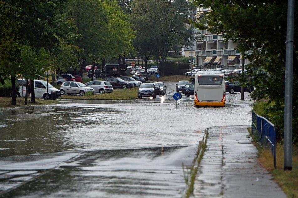 Am Freitagnachmittag überfluteten starke Regenfälle das Stadtgebiet von Bautzen.