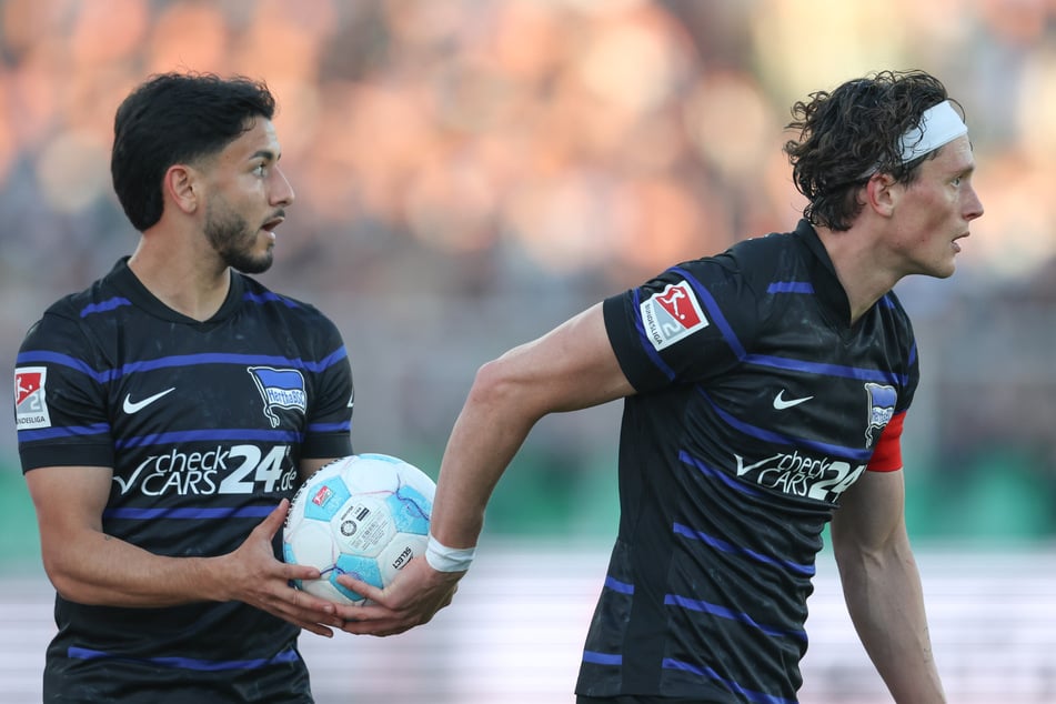 Kevin Sessa (25, l.) konnte bei Hertha noch nicht die erhoffte tragende Rolle erfüllen.