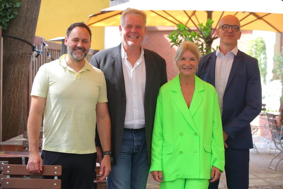 Sind bei "#stabilbleiben" dabei (v.l.): Landessportbund-Chef Christian Dahms (50), Florian Zweig (57, OWYO Bildungscampus), OK-Agentur-Chefin Ulrike Lerchl (62), VW-Sprecher Christian Sommer (45).