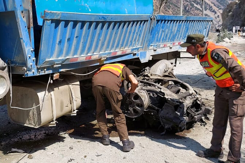 Wie genau es zu der Explosion kam, muss erst noch ermittelt werden. Aktuell gibt es widersprüchliche Behauptungen von China und Pakistan.