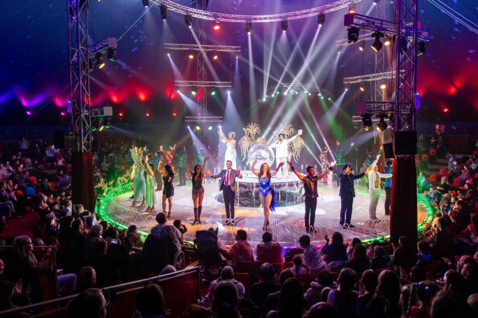 Große Freude für die ganze Familie: Der Weihnachtszirkus in Chemnitz und Zwickau.