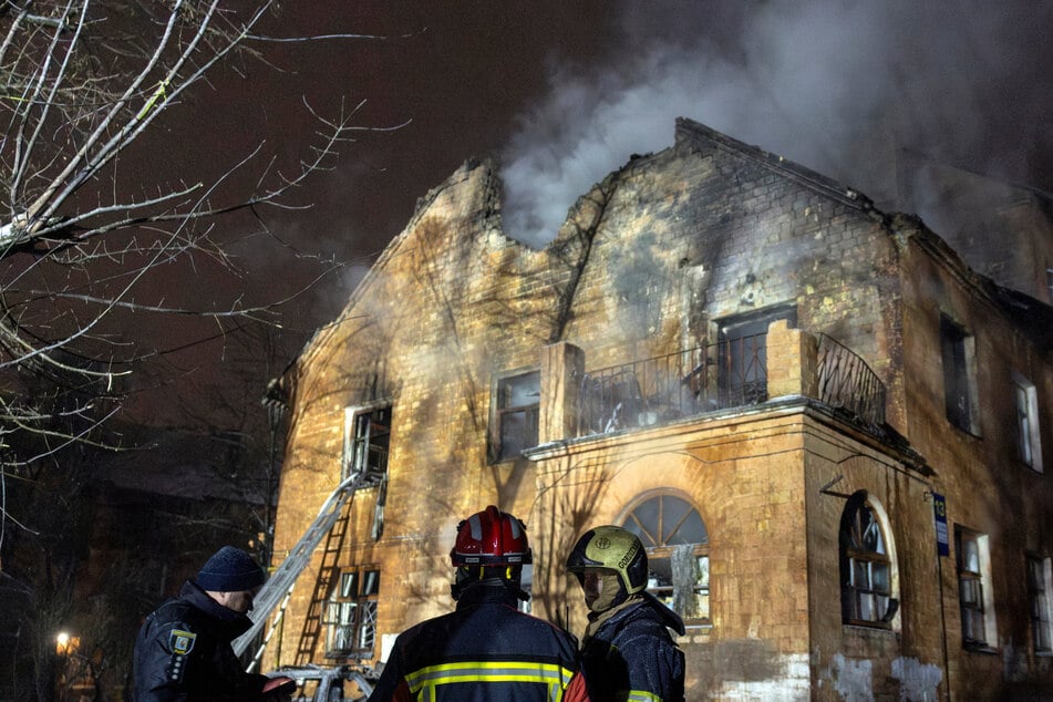 Ukraine hit with nuclear-capable missile as Russia gives brutal answer to peace proposals