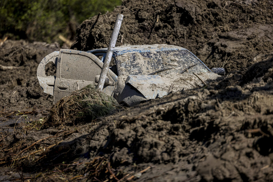 Devastating damage caused heavy rains and floods across New Zealand's northern peninsula.