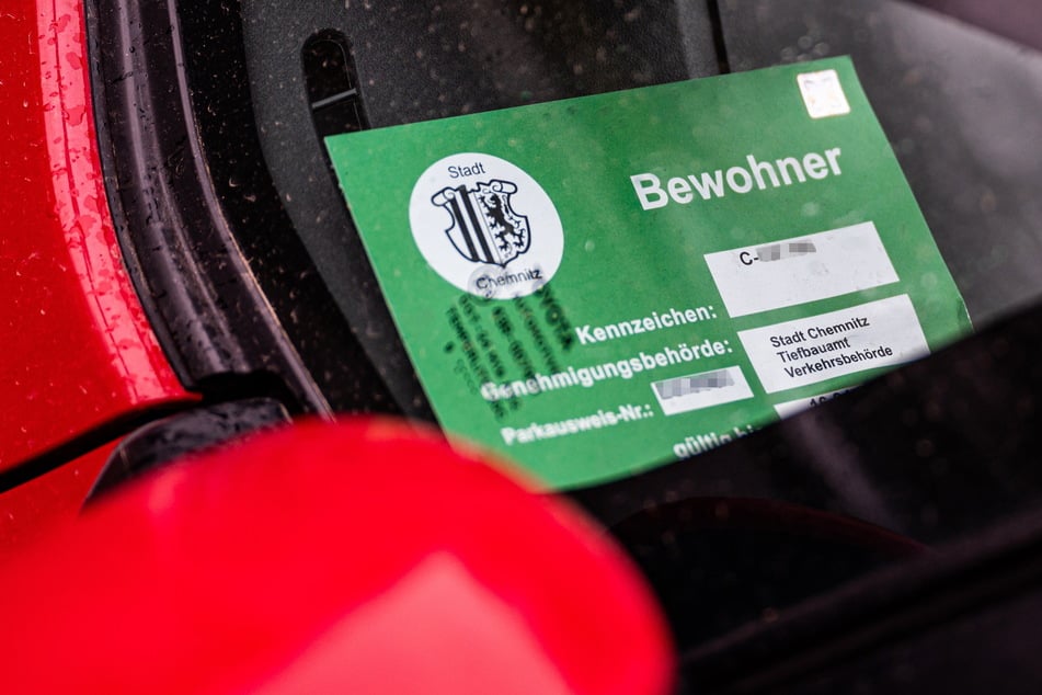 Das Bewohnerparken kostet in Chemnitz künftig 100 Euro im Jahr (bisher gut 30 Euro).