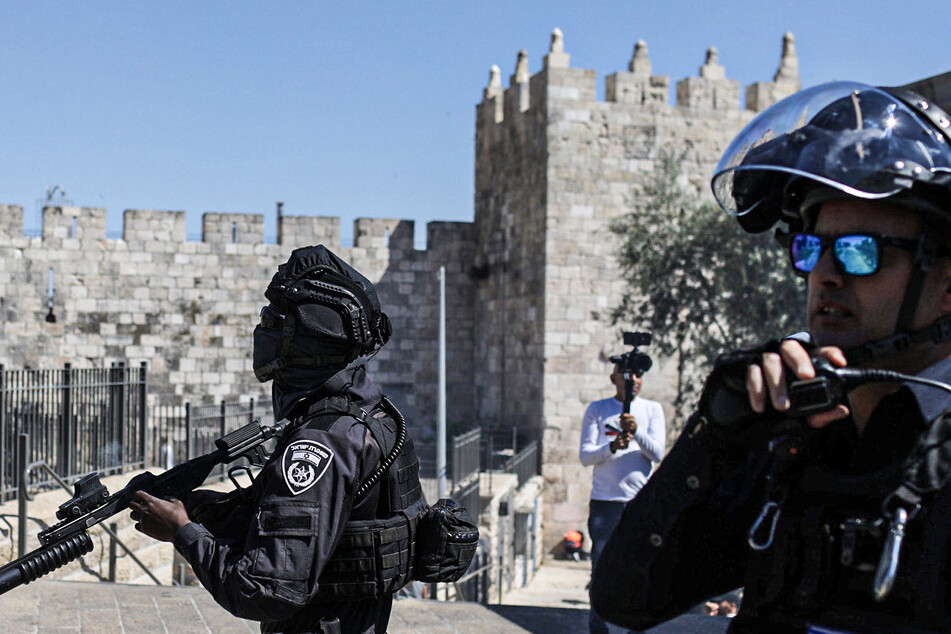 Messer-Attacke in Jerusalem: Palästinenser sticht auf Israeli ein