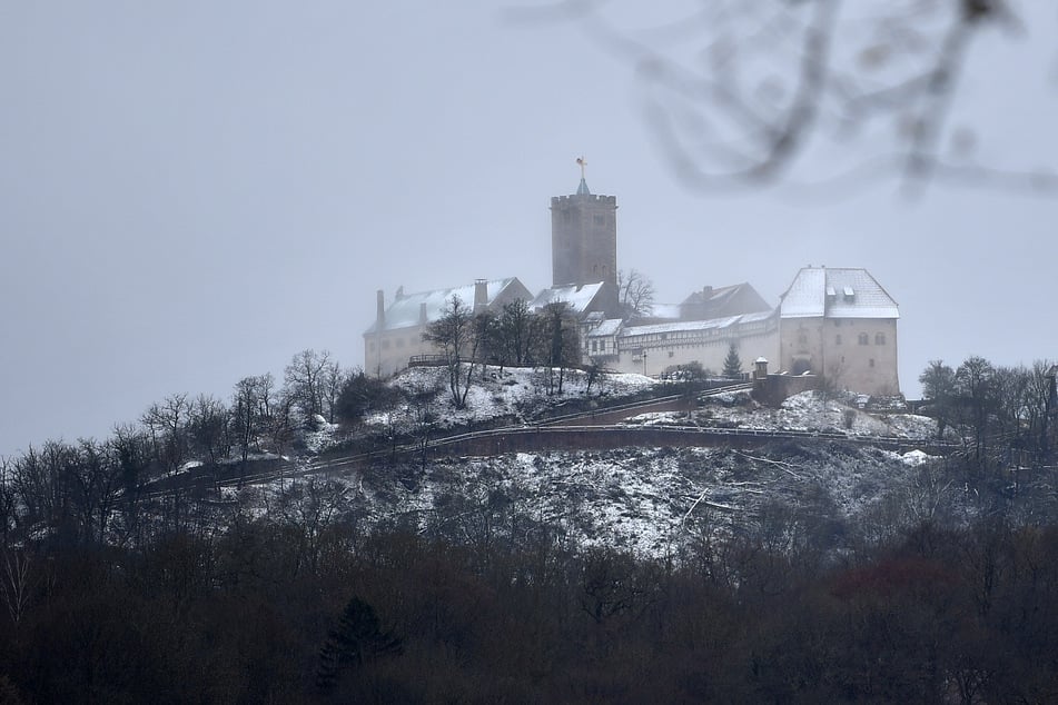 Mitarbeiter des 5-Sterne-Hotels auf der Wartburg sehen sich mit Existenzängsten konfrontiert. (Archivbild)