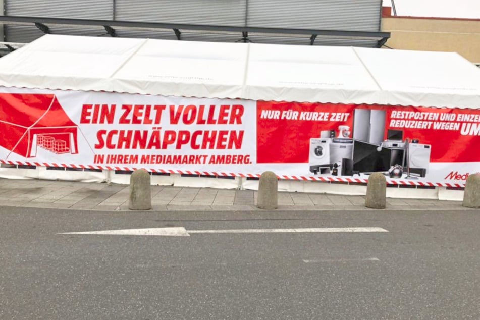 Das Verkaufszelt findet Ihr direkt vorm Markt (Am Bergsteig 1).