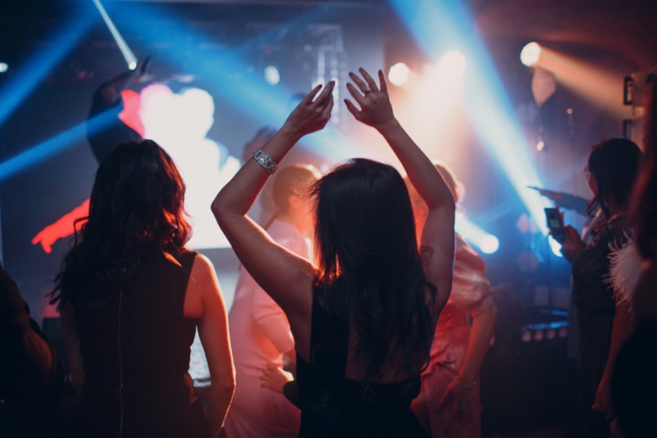 Im Kraftverkehr werden die Frauen gefeiert. (Symbolbild)