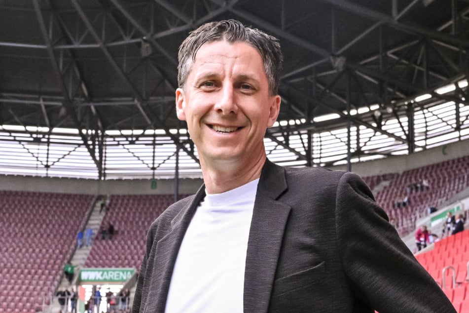 FC-Sportgeschäftsführer Christian Keller (46) sucht händeringend nach einer Verstärkung für den harmlosen Sturm seiner Mannschaft.