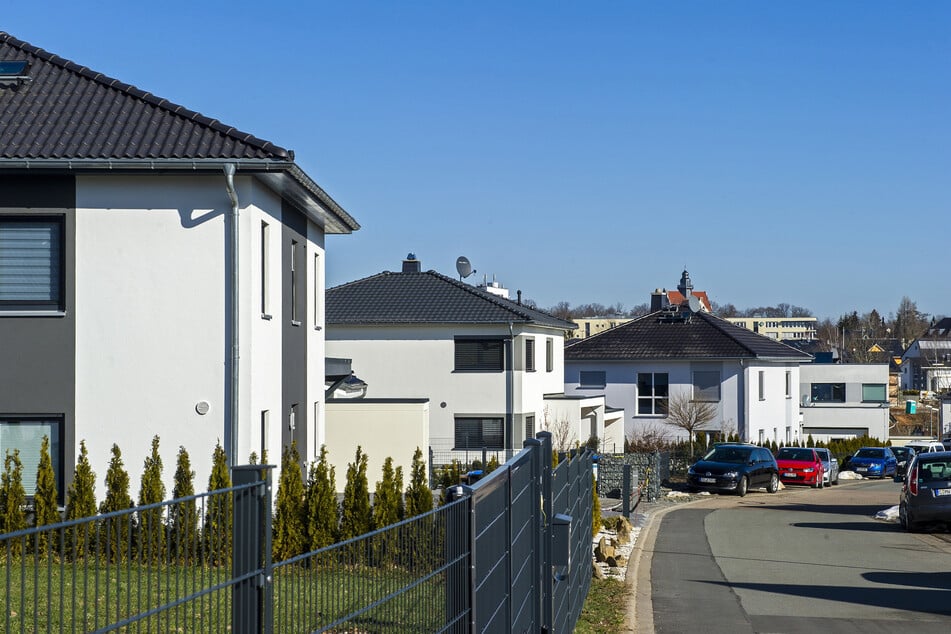 An der Unritzstraße Rabenstein ist vor einigen Jahren eine neue Eigenheim-Siedlung entstanden.