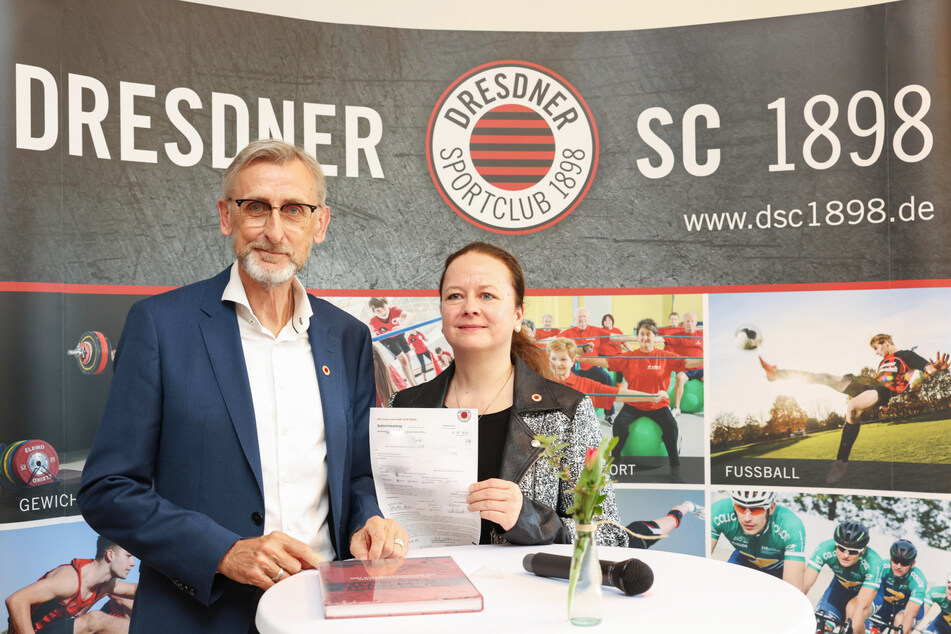 DSC-Präsidentin Birke Tröger (50, r.) konnte Sachsens Innenminister Armin Schuster (61, CDU, l.) als neues Mitglied begrüßen.