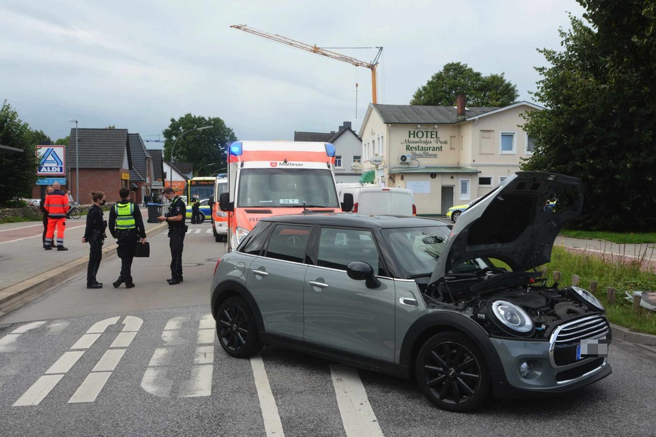 Fahrerin verliert am Steuer das Bewusstsein und kracht in Gegenverkehr