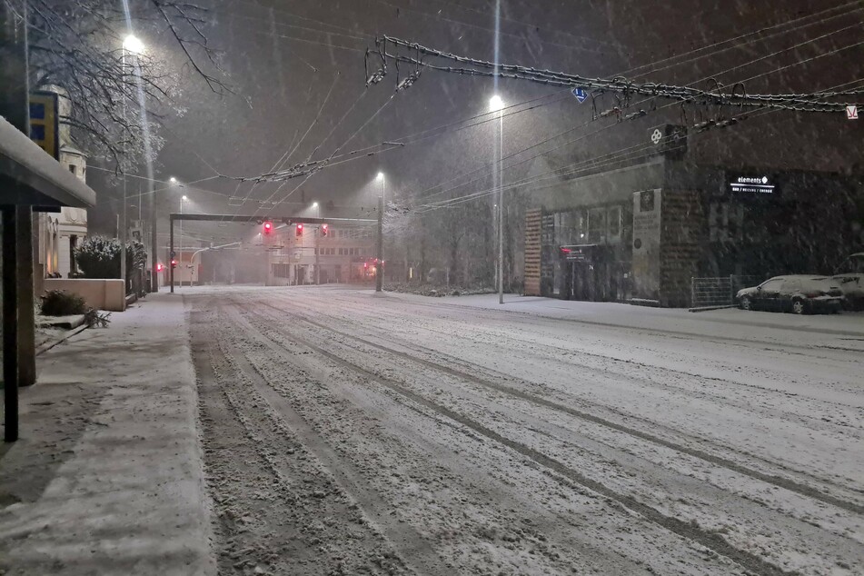 Auch in Solingen fielen einige Zentimeter Schnee vom Himmel.