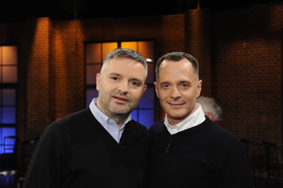 Johnny Talbot (61, r.) und Adrian Runhof (62, l.) freuten sich über Kates Kleiderwahl.