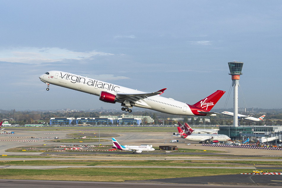 Ein Flug der Linie Virgin Atlantic musste wegen fehlender Schrauben in letzter Minute gecancelt werden. (Symbolbild)